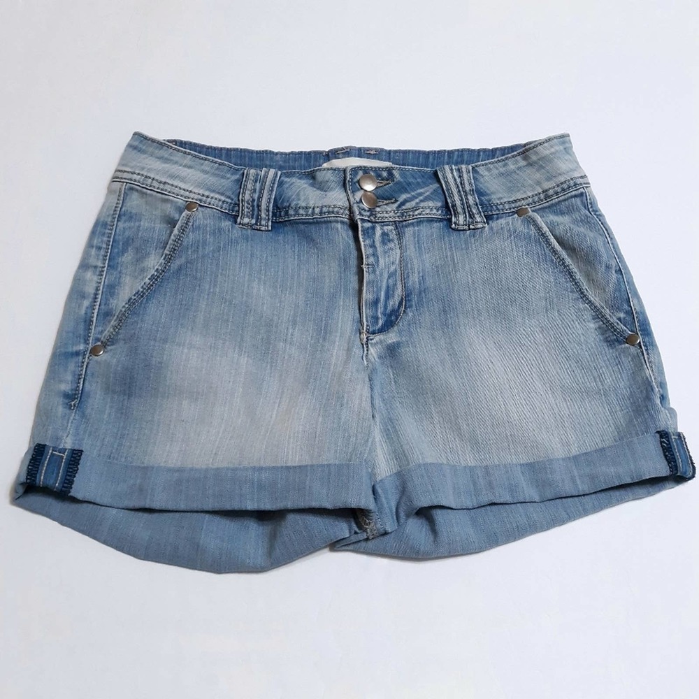 2.1 Denim shorts 3.5 inch inseam fade markings 27